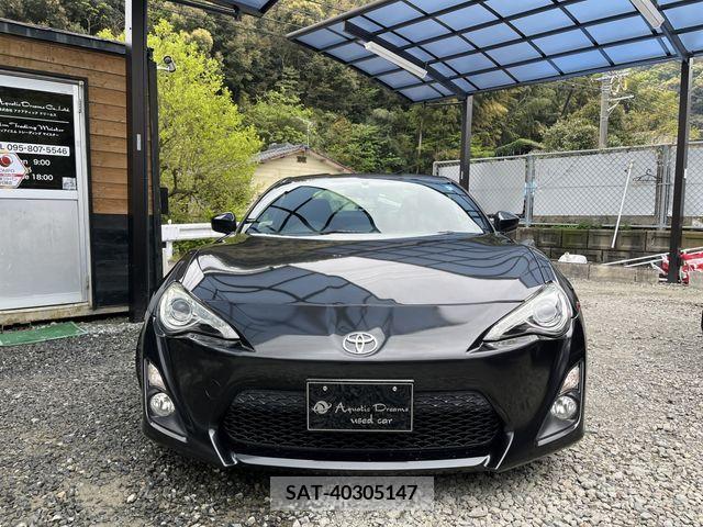 Toyota 86 2013-02 267999-1