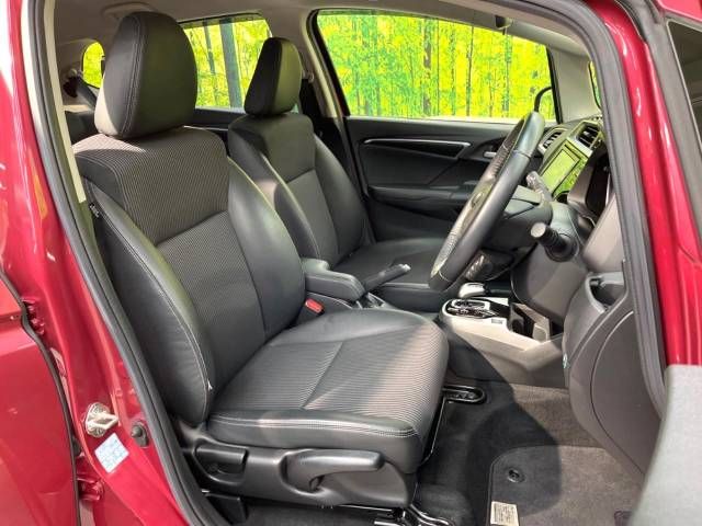 Honda FIT HYBRID 2019-06 13746-8