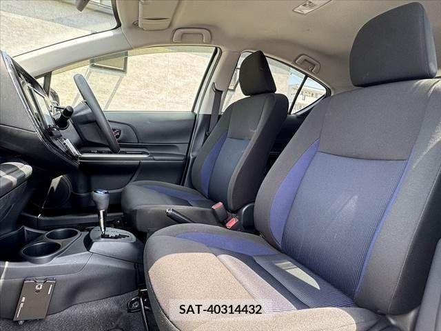 Toyota AQUA 2019-04 292221-16