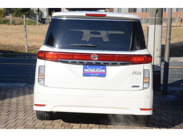 Nissan ELGRAND 2011-07 7809-5