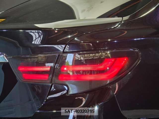 Toyota MARK X 2010-02 337664-11