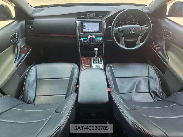 Toyota MARK X 2010-02 337664-19
