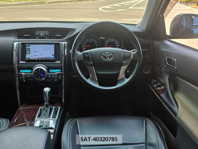 Toyota MARK X 2010-02 337664-17
