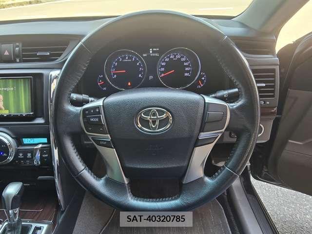 Toyota MARK X 2010-02 337664-18