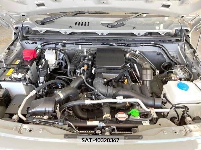 Suzuki JIMNY 2023-11 256517-18