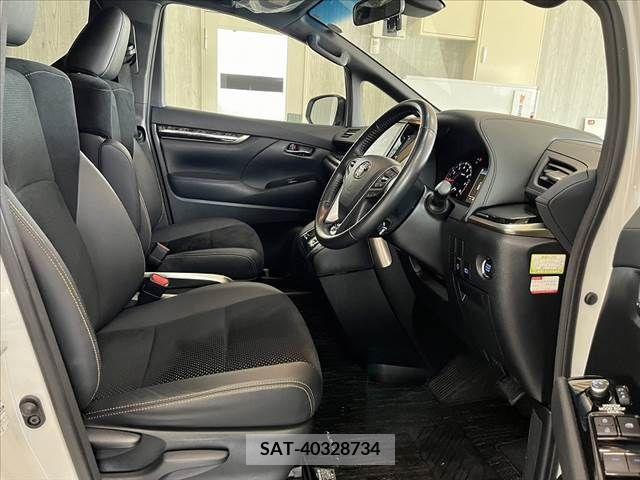 Toyota ALPHARD 2021-09 261932-14