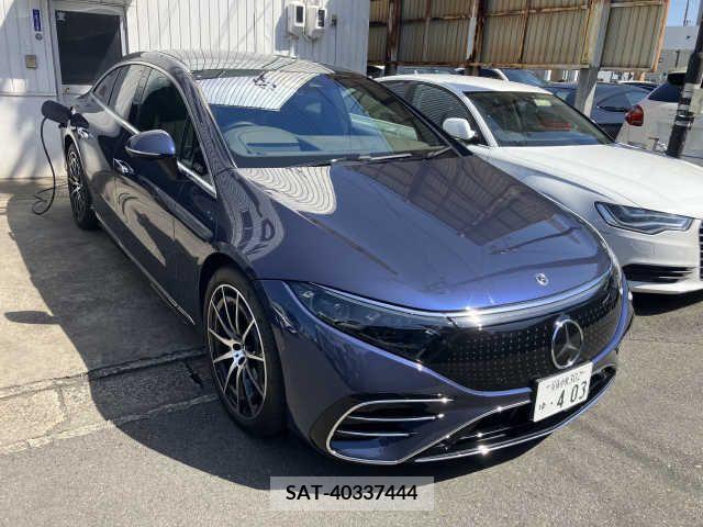 Mercedes Benz EQS 2023-01 242168-0