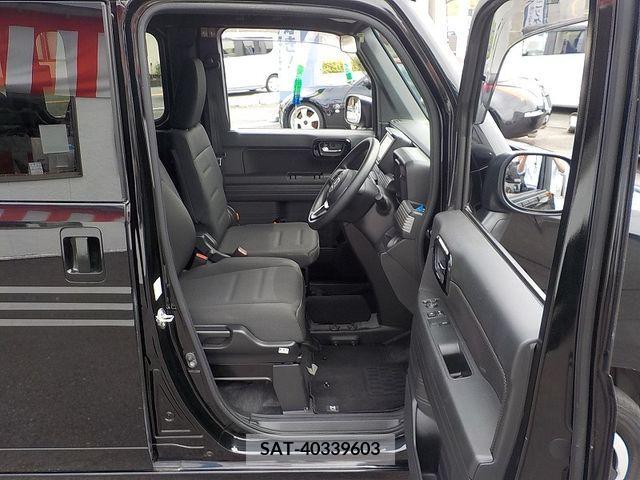 Honda N-VAN 2021-04 372825-16