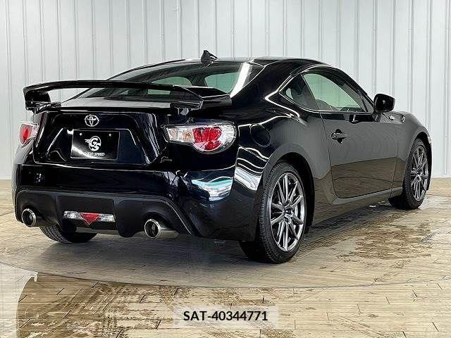 Toyota 86 2014-11 209386-15