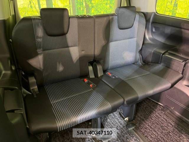 Toyota VOXY 2014-03 288915-11