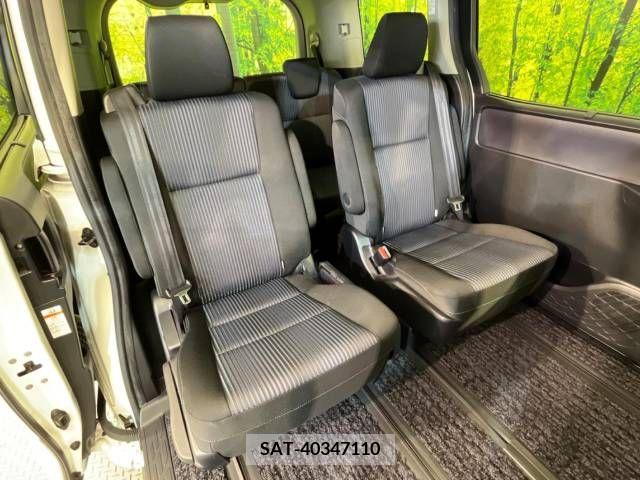 Toyota VOXY 2014-03 288915-10