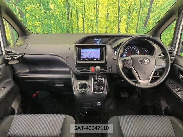 Toyota VOXY 2014-03 288915-1