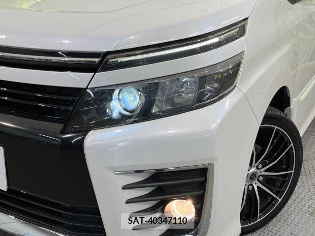 Toyota VOXY 2014-03 288915-13
