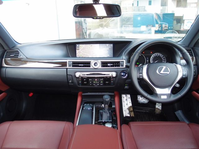 Lexus GS 2014-03 12861-1