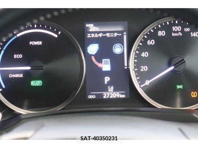 Lexus IS 2019-08 388215-7