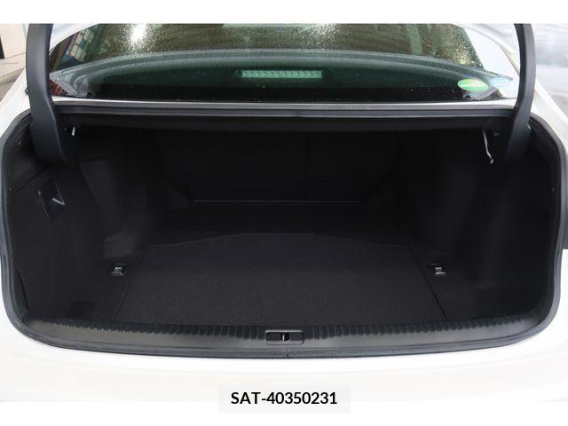 Lexus IS 2019-08 388215-28