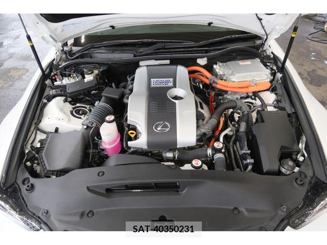Lexus IS 2019-08 388215-22