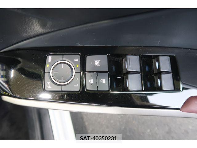 Lexus IS 2019-08 388215-20