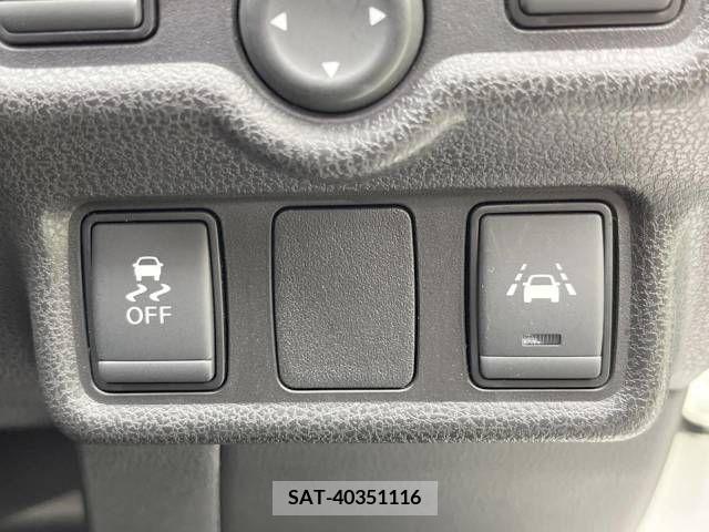 Nissan NOTE 2017-07 221706-6