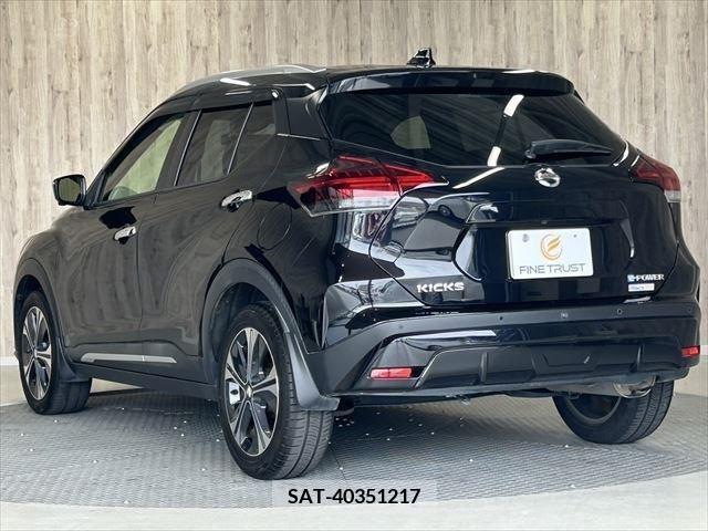 Nissan KICKS 2020-10 274074-6