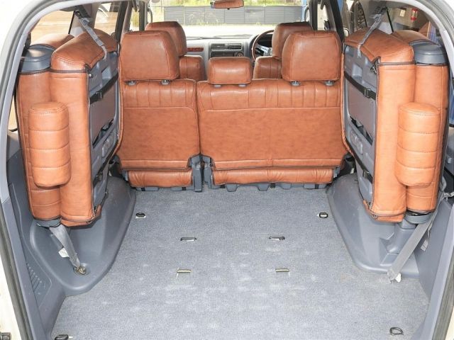 Toyota PRADO 2001-01 11198-8