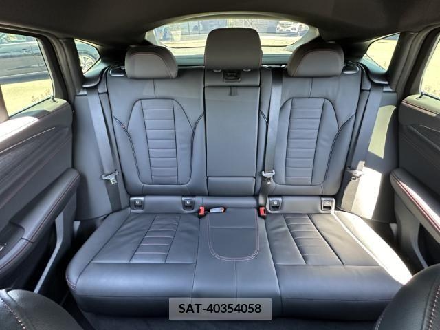 Bmw X4 2022-09 333423-29