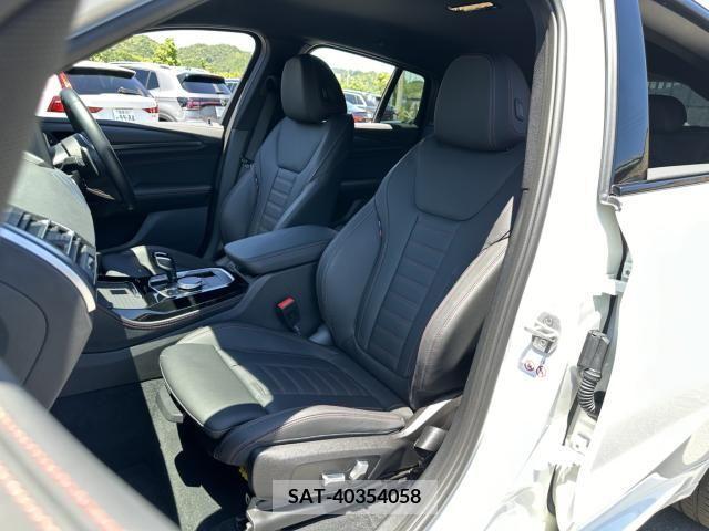 Bmw X4 2022-09 333423-24