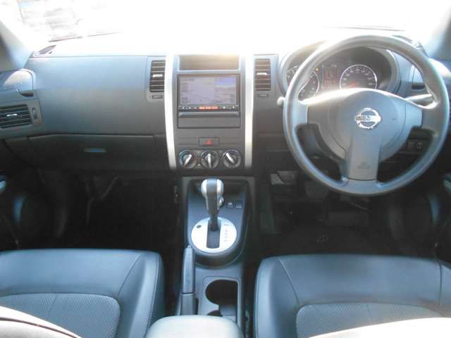 Nissan X-TRAIL 2013-11 29211-2