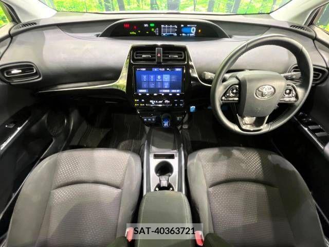 Toyota PRIUS 2020-09 393391-1