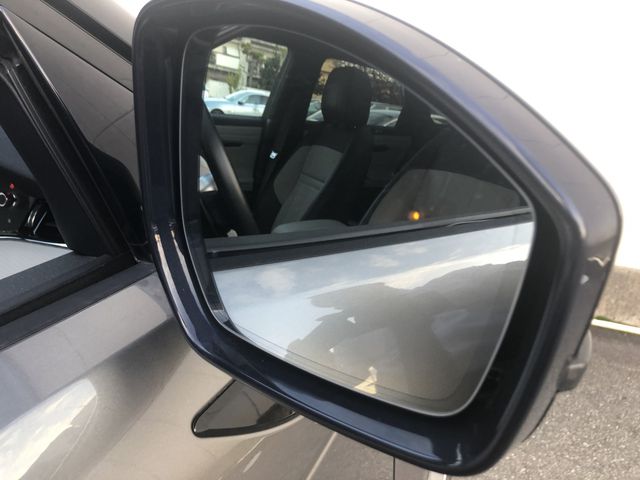 ROVER RANGE ROVER 2019-09 6748-9
