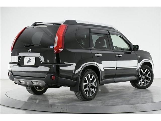 Nissan X-TRAIL 2012-11 192861-2