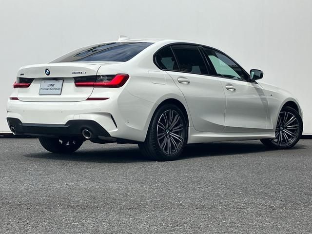 Bmw 3 SERIES 2021-08 20685-2