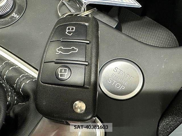 Audi Q2 2018-12 356579-14