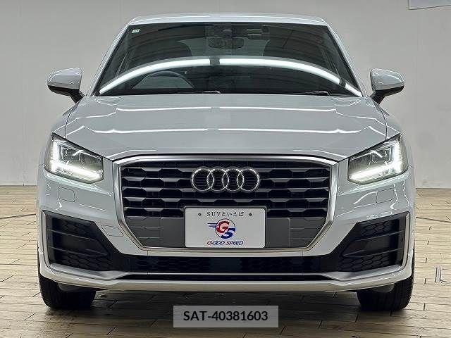 Audi Q2 2018-12 356579-16