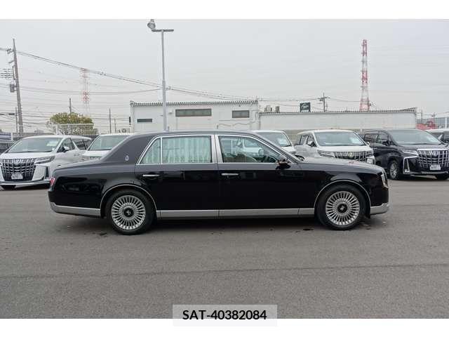 Toyota CENTURY 2019-01 316834-3