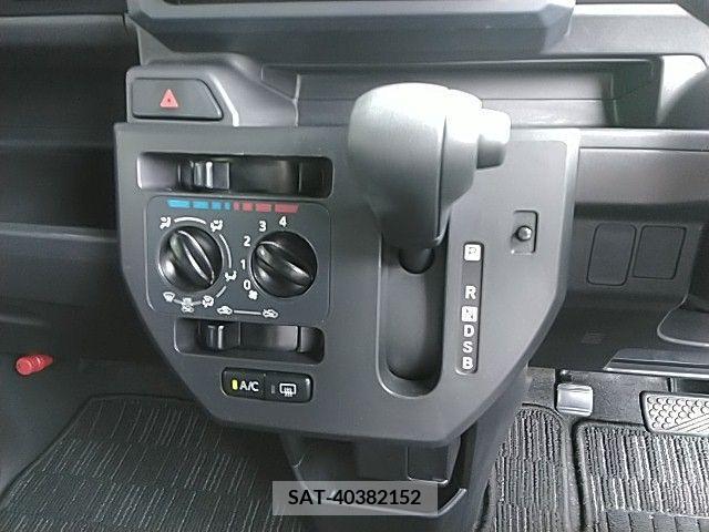 Daihatsu WAKE 2018-06 290174-8