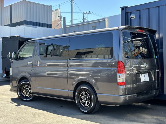 Toyota HIACE VAN 2021-01 16311-1
