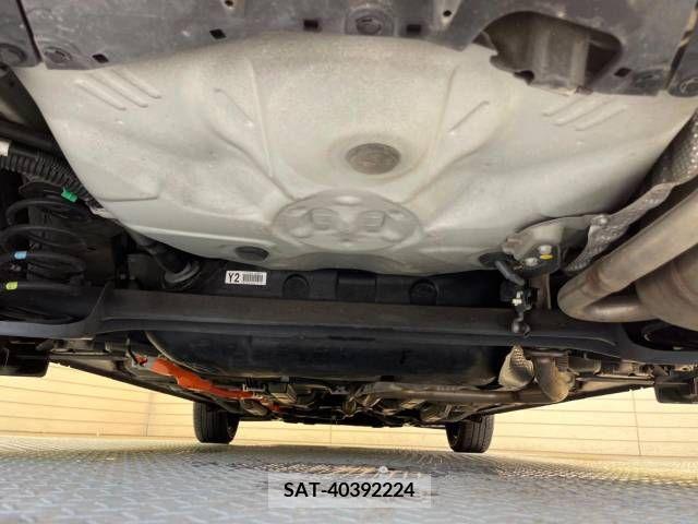 Toyota AQUA 2019-08 338225-18
