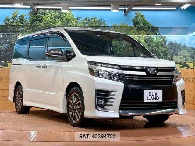 Toyota VOXY 2017-07 348548-16