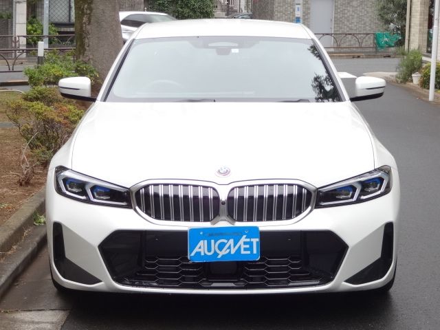 Bmw 3 SERIES 2023-06 184732-3