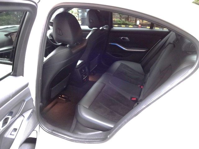 Bmw 3 SERIES 2023-06 184732-16