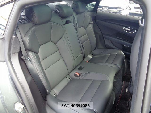 Audi E-TRON 2023-03 217884-5