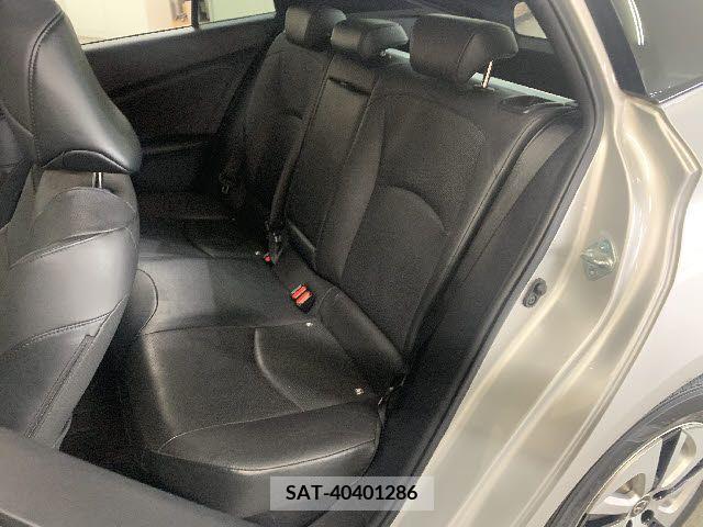 Toyota PRIUS 2017-01 228291-18