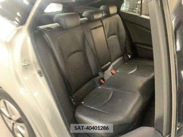 Toyota PRIUS 2017-01 228291-3