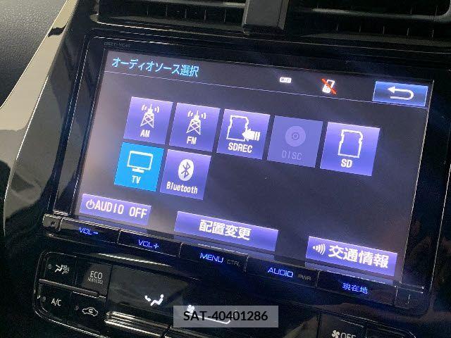 Toyota PRIUS 2017-01 228291-5