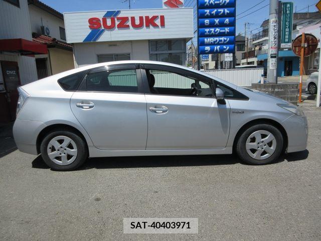 Toyota PRIUS 2011-06 298203-7