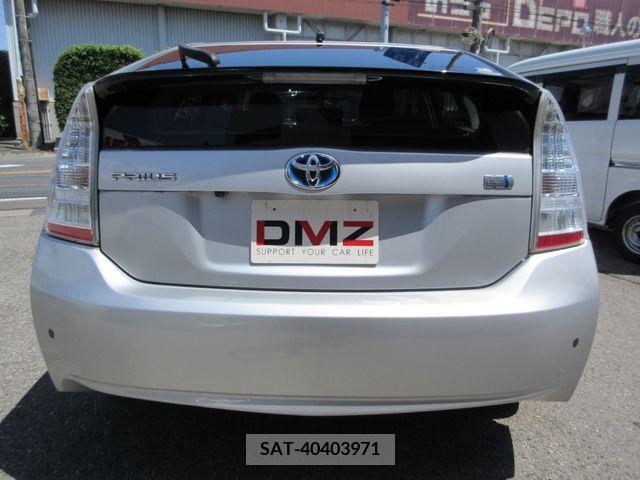 Toyota PRIUS 2011-06 298203-3