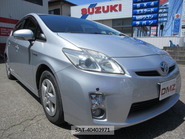 Toyota PRIUS 2011-06 298203-1