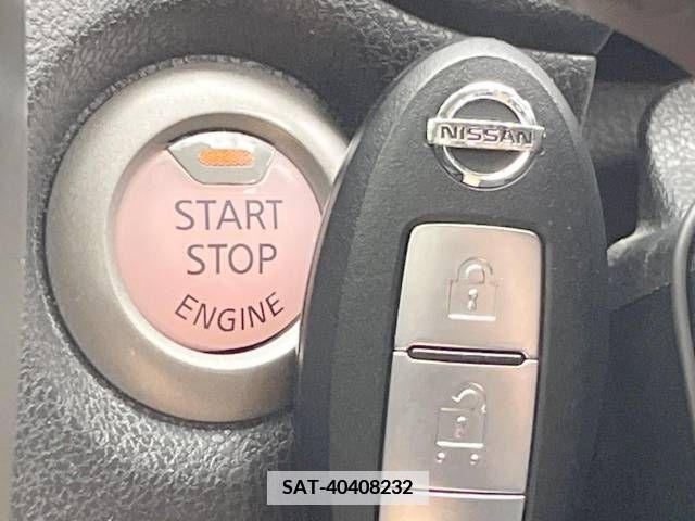 Nissan NOTE 2013-11 383659-7
