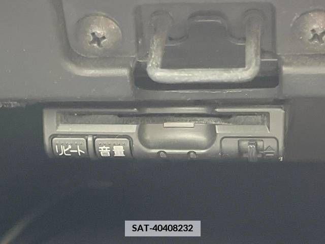 Nissan NOTE 2013-11 383659-5